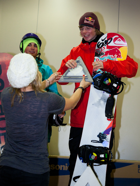 Jenny Jones awards the men's trophy to Jamie Nicholls