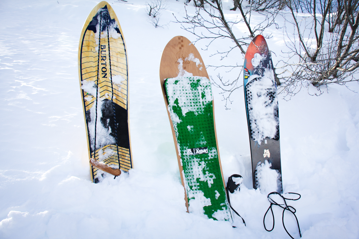 burton denim snowboard 2010's Burton "The Jean" snowboard pants made with gore-tex fabric, printed  to appear as a normal pair of jeans  All pockets feature zipper closures,  there's ventilation in the thighs, along with