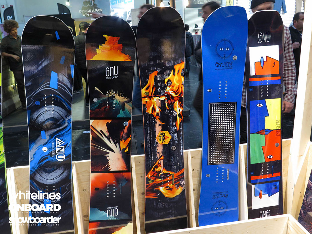 GNU-CarbonCreditAsym-MetalGnuru-RidersChoice-SpaceCase-HeadCase-Snowboards-2016-2017-ISPO