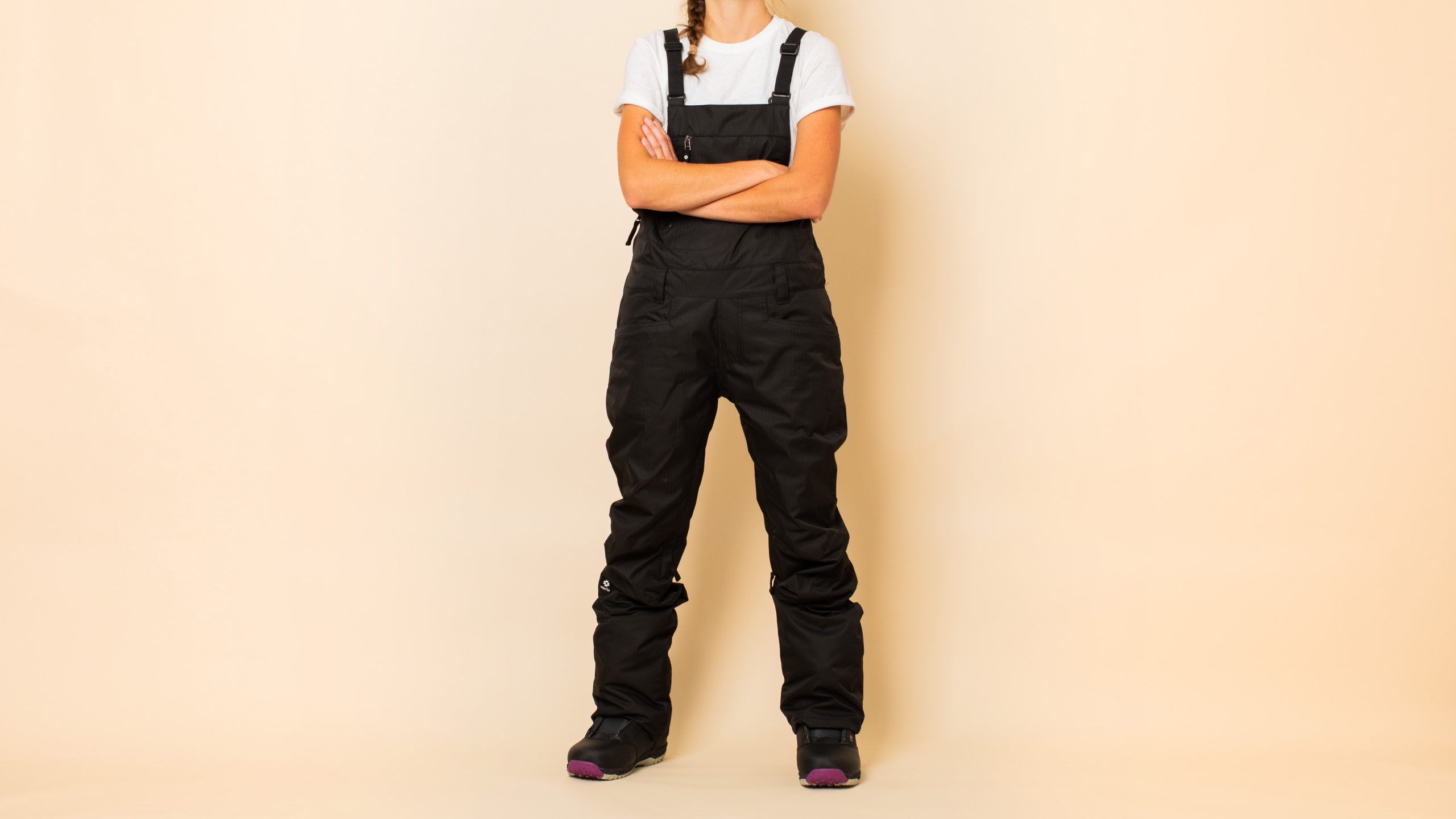 Nikita-Evergreen-Stretch-Bib-womens-snowboard-ski-pants-2020-2021-FI