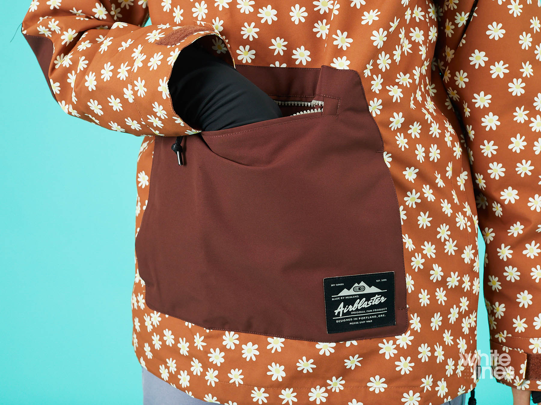 スノーボード AIRBLASTER Breakwinder Packable Pullover Breakwinder Packable Pullover - Sale – Airblaster