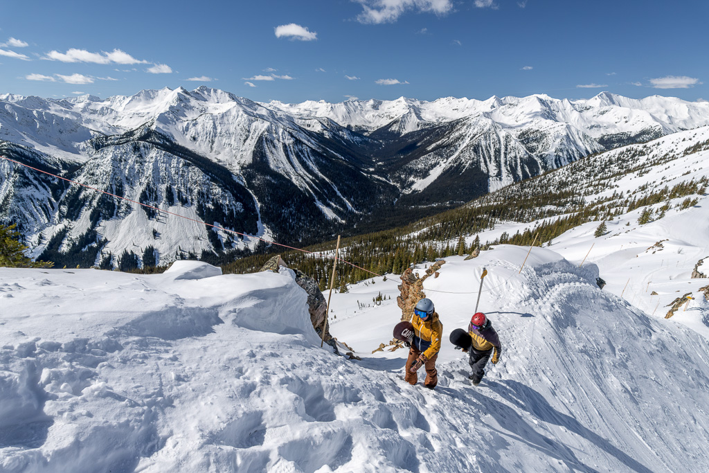| WIN a Bucket List Snowboarding Trip to Golden, BC this Winter!